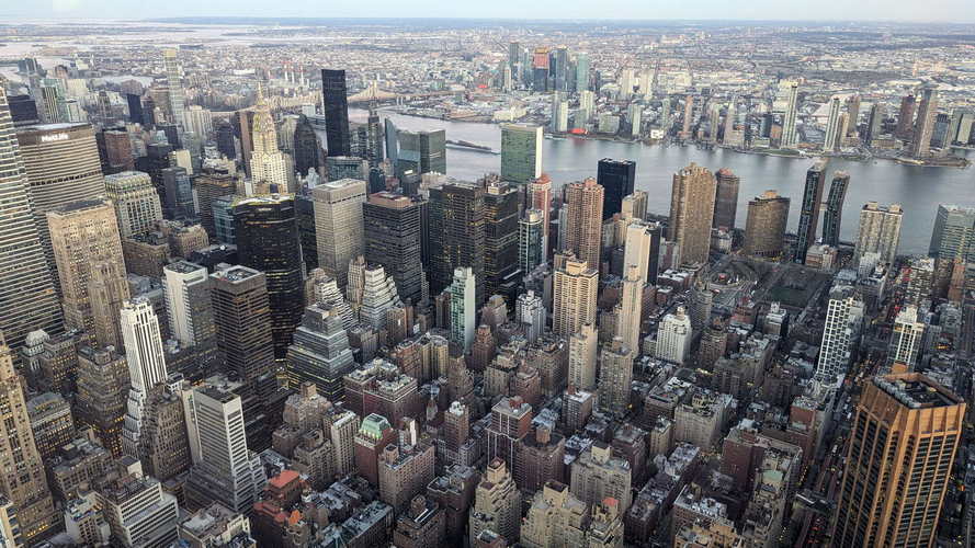 NYC_2024-02-06 17-24-32_PXL_20240206_222432124.LONG_EXPOSURE-02.ORIGINAL